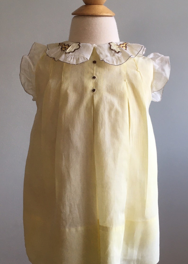 1930s Vintage Girls Dress with Hand Smocked Collar image 1