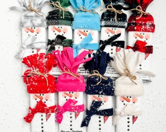 Snowman Chocolate Bar Favors, Christmas Party Favors, Stocking Stuffers, Secret Santa Gifts, Winter Wonderland Party Treats
