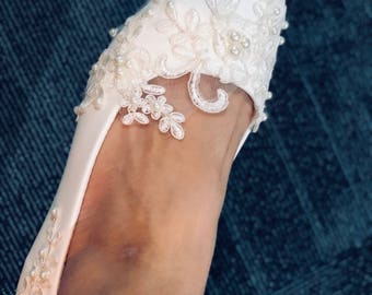 The perla Ivory or White Flat wedding shoes-bridal flats shoes- Custom Colors for lace and or Shoes available, bridal shoes, wedding shoes