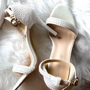 9cm White or ivory sandals pearls heels