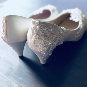 Carry me away" flats. Weddings. Wedding shoes. Flat shoes-pumps -low heels-bridals ivory pearls and very soft white shoes and lace