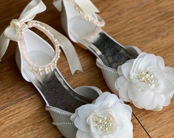 Meet Sophie she’s made for Flats wedding shoes, bridesmaids shoes, floral shoes, pearl shoes.