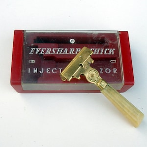 Vintage 1940s Eversharp Schick Injector Razor with Art Deco Bakelite Handle Original Plastic Case