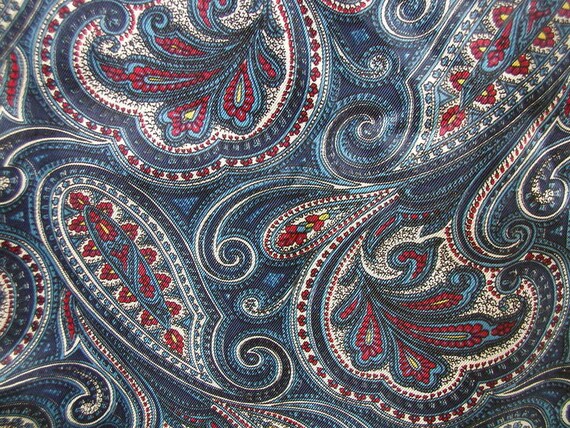 Vintage 1970s Blue Paisley Opera Scarf Wool Lined… - image 3