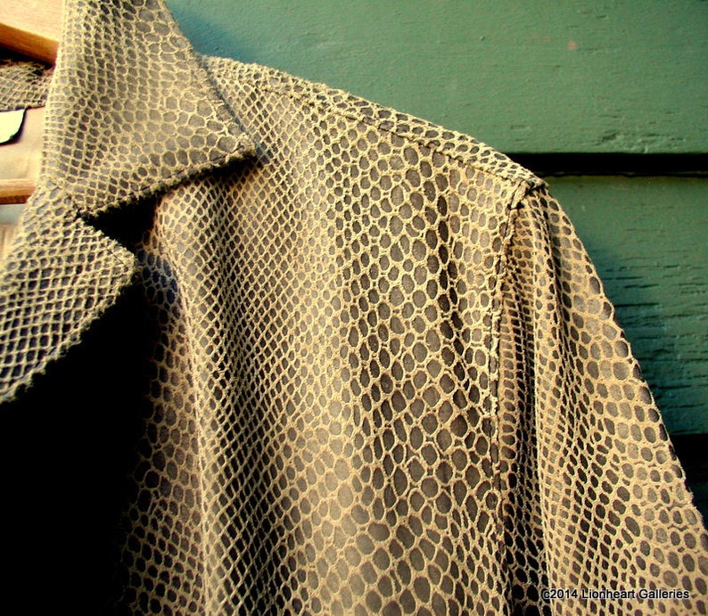 Vintage 1990/'s ALFANI Lizard Print Leather Shirt Jacket Medium Ladies Taupe Leather Button Down Shirt