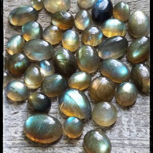 SALE! Labradorite Cabochon Grab Bags / 3 Small Lab Cabs / Top Quality AAA-grade Gemstones / Excellent Flash / Assorted Sizes