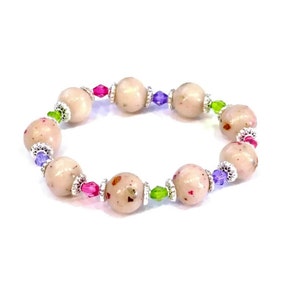 Child&#39;s Memorial Bracelet Using Dried Flowers