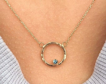 Montana Sapphire and rose gold circle necklace, 14k rose gold and sapphire necklace. Pink gold circle necklace with sapphire.