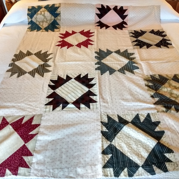 Antique Quilt Top  Delectable Mountain Pieced Calicos  Hand Stitched 1920's
