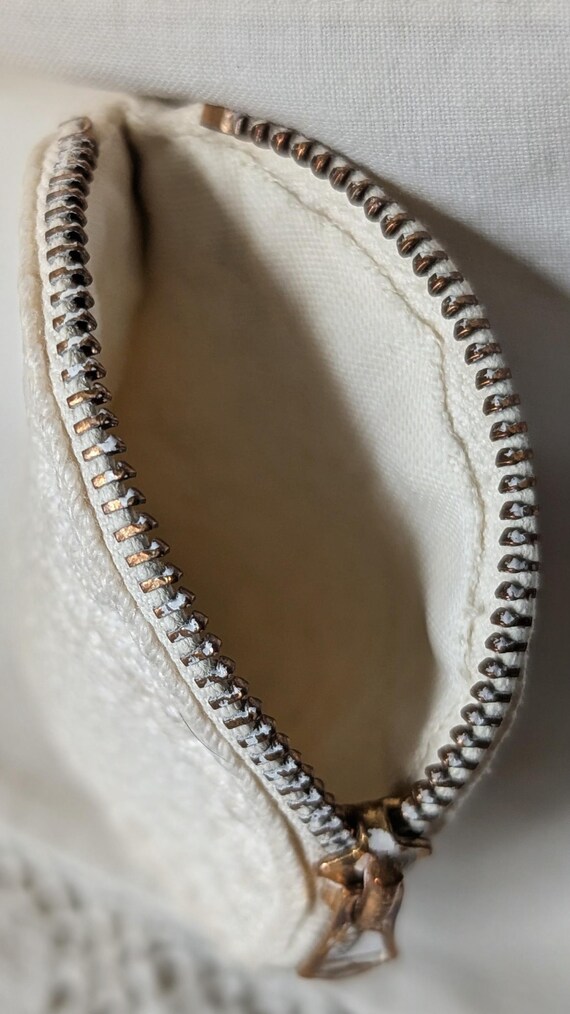 1940s Crochet Coin Purse Vintage Talon Zipper Closure War Years View 3