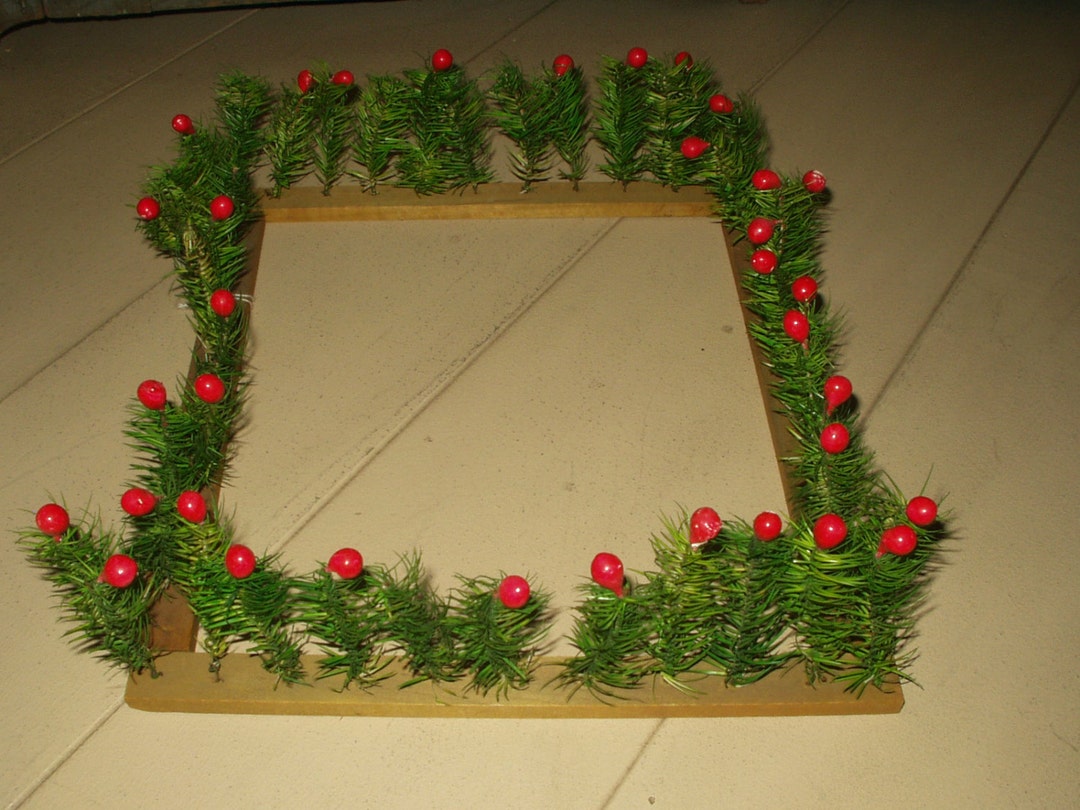 Old Christmas Tree Fence Feather Berry Hedge Vintage 1920's 1930's 4