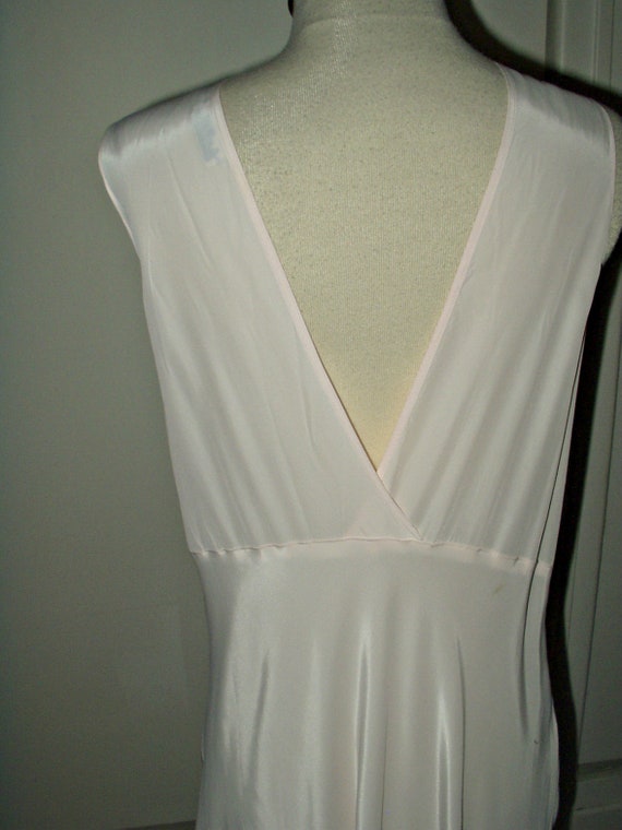 Vintage 1940's 1950's  Nightgown Alberta Lingerie… - image 7