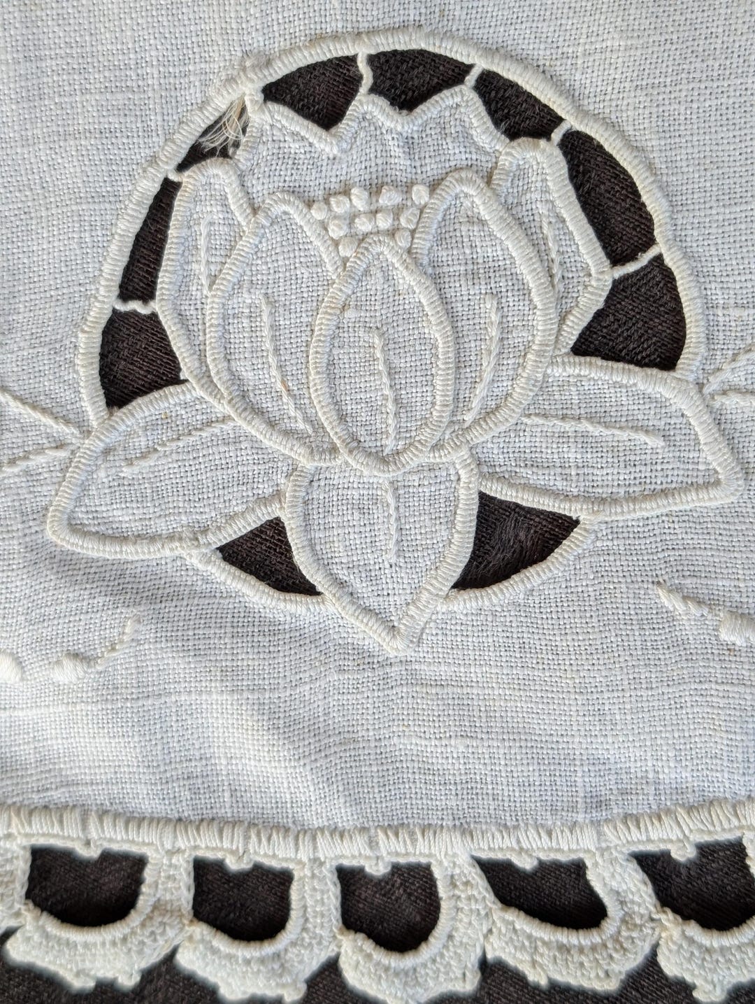 Vintage Table Doily Mat Embroidery Openwork Water Lily Crochet Trim - Etsy