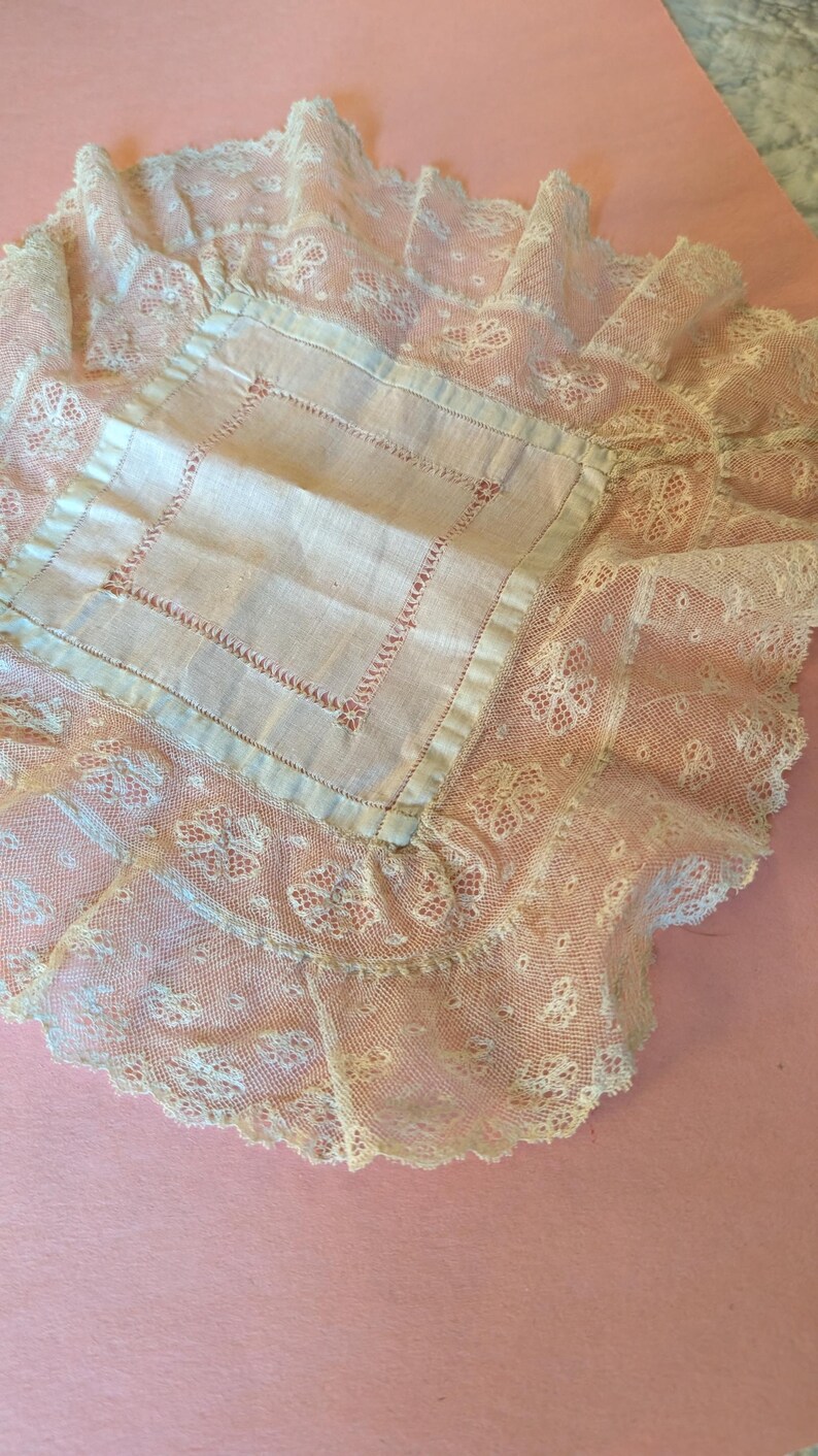 Victorian Handkerchief Drawn Thread Center Ruffle Lace Edging Early ...