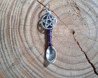 Pentacle Wire Wrapped Mini Spoon Pendentif- Custom Color Wire Wrapped Spoon- Pentagramme - Witch Warlock Style- Spell Work- Elemental- Spoonie