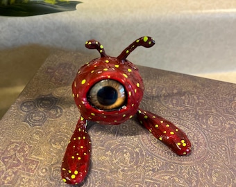 Monstruo cíclope hecho a mano “Nermal”