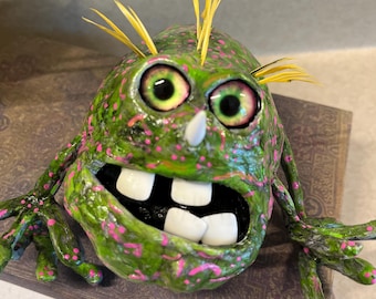 Slime hecho a mano de monstruo verde