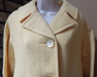 70s ladies leisure suit, double knit polyester yellow blazer and skirt, The Hub, Harry R. Hirshowitz & Bros