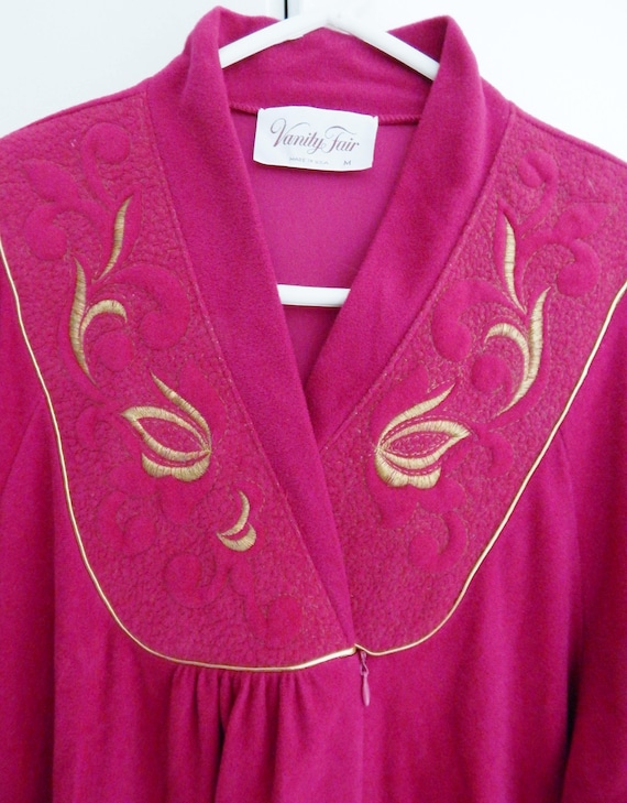 Vanity Fair plush robe, 80s robe, magenta, pink, … - image 1