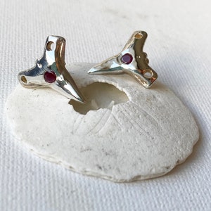 Shark Tooth earrings / Gifts for Her / Contemporary jewelry / Free shipping / Surfer chic jewelry / Dainty Sterling silver Earrings / Studs