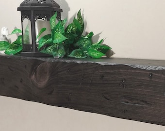 Repisa de chimenea rústica: Estante flotante de estilo rústico desgastado