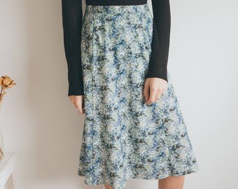 Vintage 70s Skirt Green Floral Print Knee length High Waisted