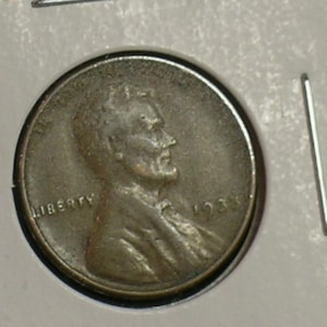 1933 Sharp Lincoln Cent -- Nice Penny         (A5-2)