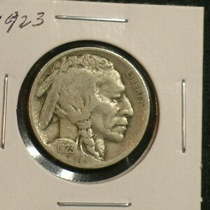1923 Nice Buffalo Nickel  -    (AE6-12)
