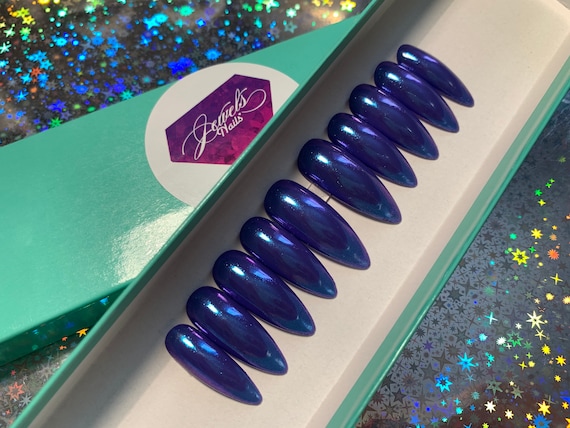 Purple Celest | chrome nails | chrome powder | gel nails | mirror nails | press ons | press on nails |  halloween nails