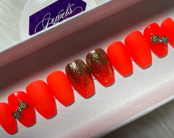 READY to SHIP | Neon & Gold feelsz | Size Large, shape #8 coffin | Gel nails | Jewels Nails