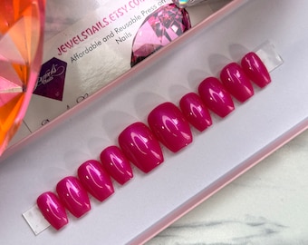 Fuschia 2 | Please choose the right price for ONE SIZE or buy 2 quantities to equal to 1 One size | INCLUDES Strengthening gel |Jewels Nails