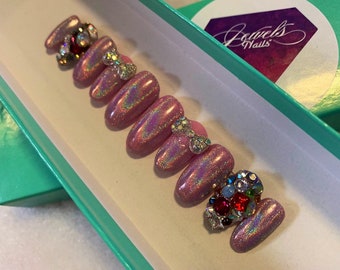 Pink holographic with bows || Swarovski || press ons || press on nails || false nails || fake nails || Jewels Nails || Reusable