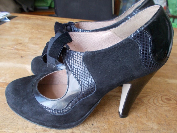 BETTY JACKSON Black Suede and Leather Studio Velvet Ribbon Tie Shoes UK Size 7 41 Etsy Ireland