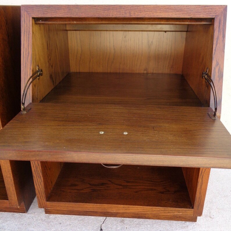 VVH Vintage Pair Henredon Scene One Nightstands Campaign End Tables Mid Century Modern Pull-Down Drawer Front Shelf Brass Hardware TLC*