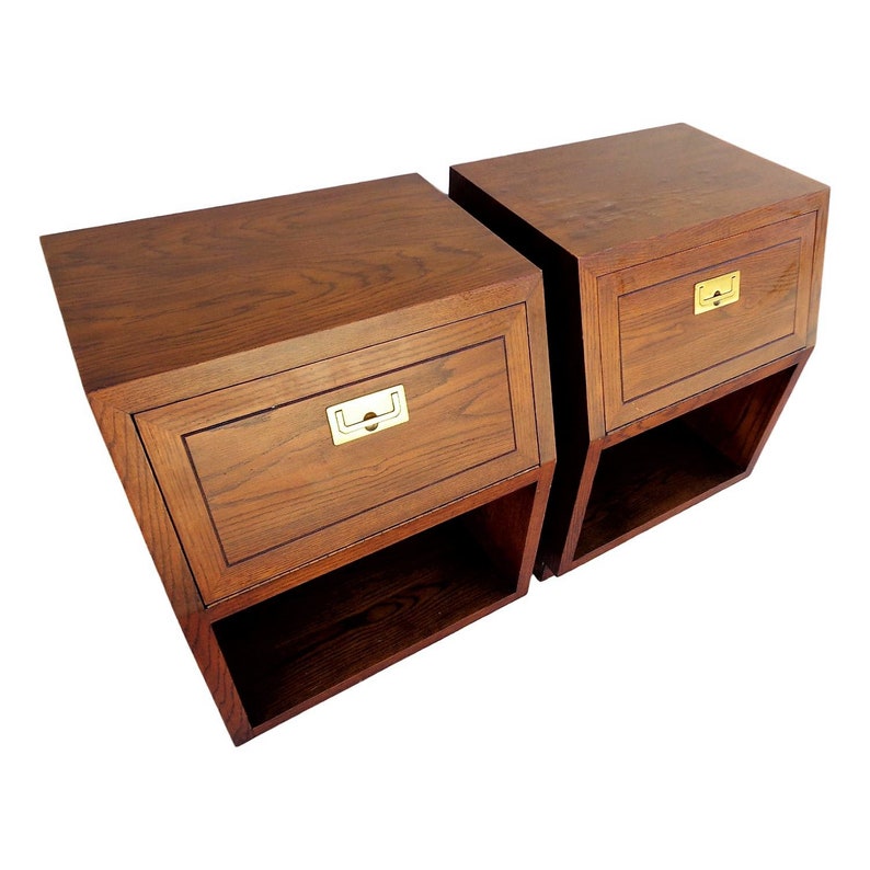 Vvh Vintage Pair Henredon Scene One Nightstands Campaign End Tables Mid Century Modern Pull Down Drawer Front Shelf Brass Hardware Tlc