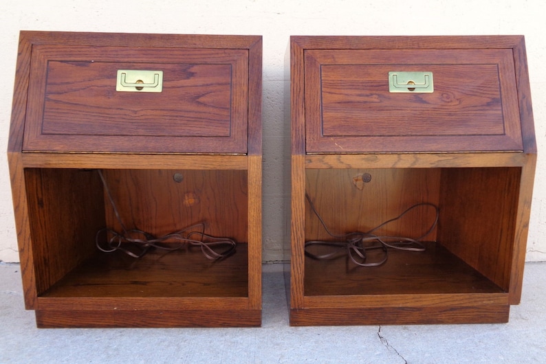 VVH Vintage Pair Henredon Scene One Nightstands Campaign End Tables Mid Century Modern Pull-Down Drawer Front Shelf Brass Hardware TLC*