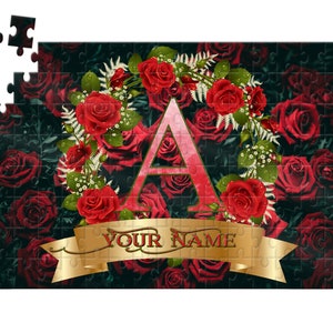 BRGiftShop rompecabezas personalizado Hermosa corona de rosa personalizada con carta de monograma de banner dorado 120pc incluye bolsa de transporte de viaje