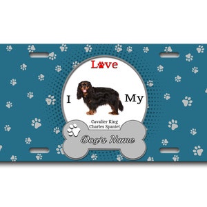 Gepersonaliseerde aangepaste naam ik hou van mijn Cavalier koning Charles Spaniel Hond Lover Vanity Tag - Voertuig Fiets Motorfiets Golf Cart Brommer