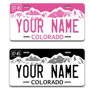 Gepersonaliseerde kentekenplaat Custom Colorado State Pink Blackout Holiday 2021 Vanity Tag - Voertuig Fiets Motor Golfkar Bromfiets