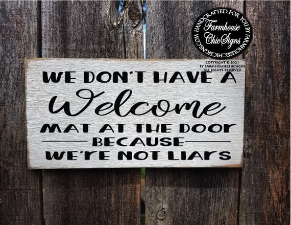 Welcome Hope You Like Dogs