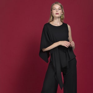 Black asymmertical rayon top with tied belt image 1