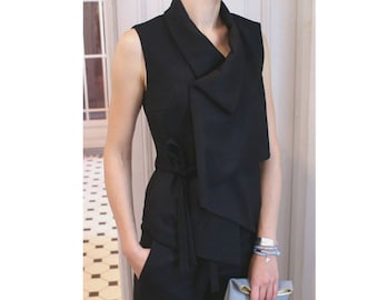 Black vest-top with folded collar and front