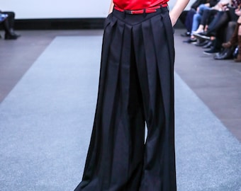 Pleated, black "samurai" pants, wide leg