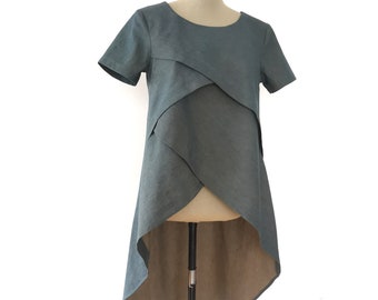 Denim color thin cotton tunic, short sleeves, longer back, layered front