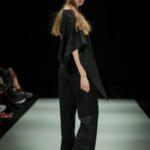 Black asymmertical rayon top with tied belt image 5