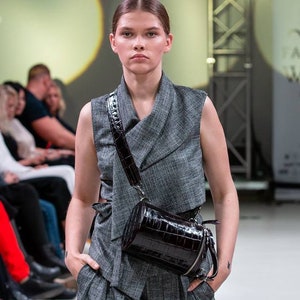 Dark grey vest, draped front and collar image 4