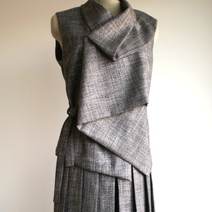 Dark grey vest, draped front and collar image 5