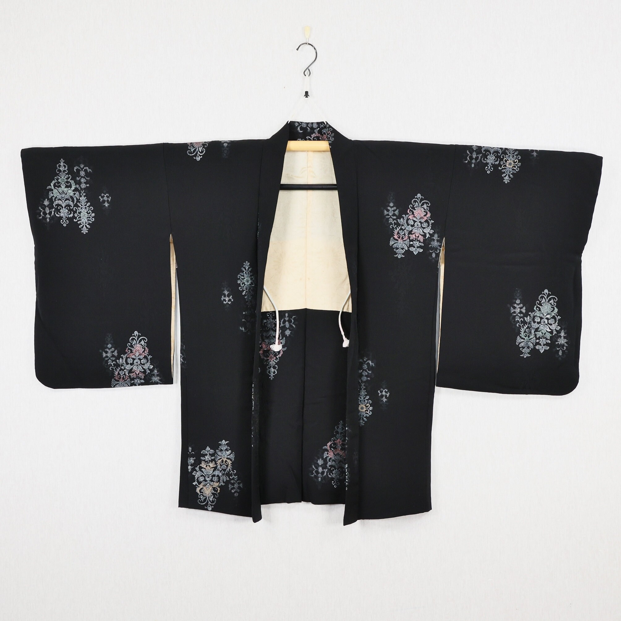 Kimono Haori, Black Haori, Japanese Haori, Kimono Jacket, Vintage Haori Kimono Jacket, Silk Haori, Japanese Haori Kimono, Haori for Women - Etsy Kimono Haori, Black Haori, Japanese Haori, Kimono Jacket, Vintage Haori Kimono Jacket, Silk Haori, Japanese Haori Kimono, Haori for Women - Etsy