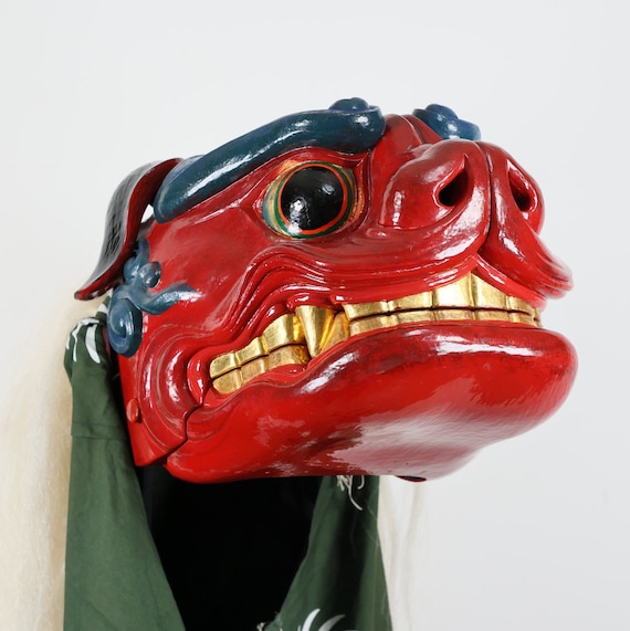 Handmade Cypress Shishimai Lion Head Talisman: Japanese Dance