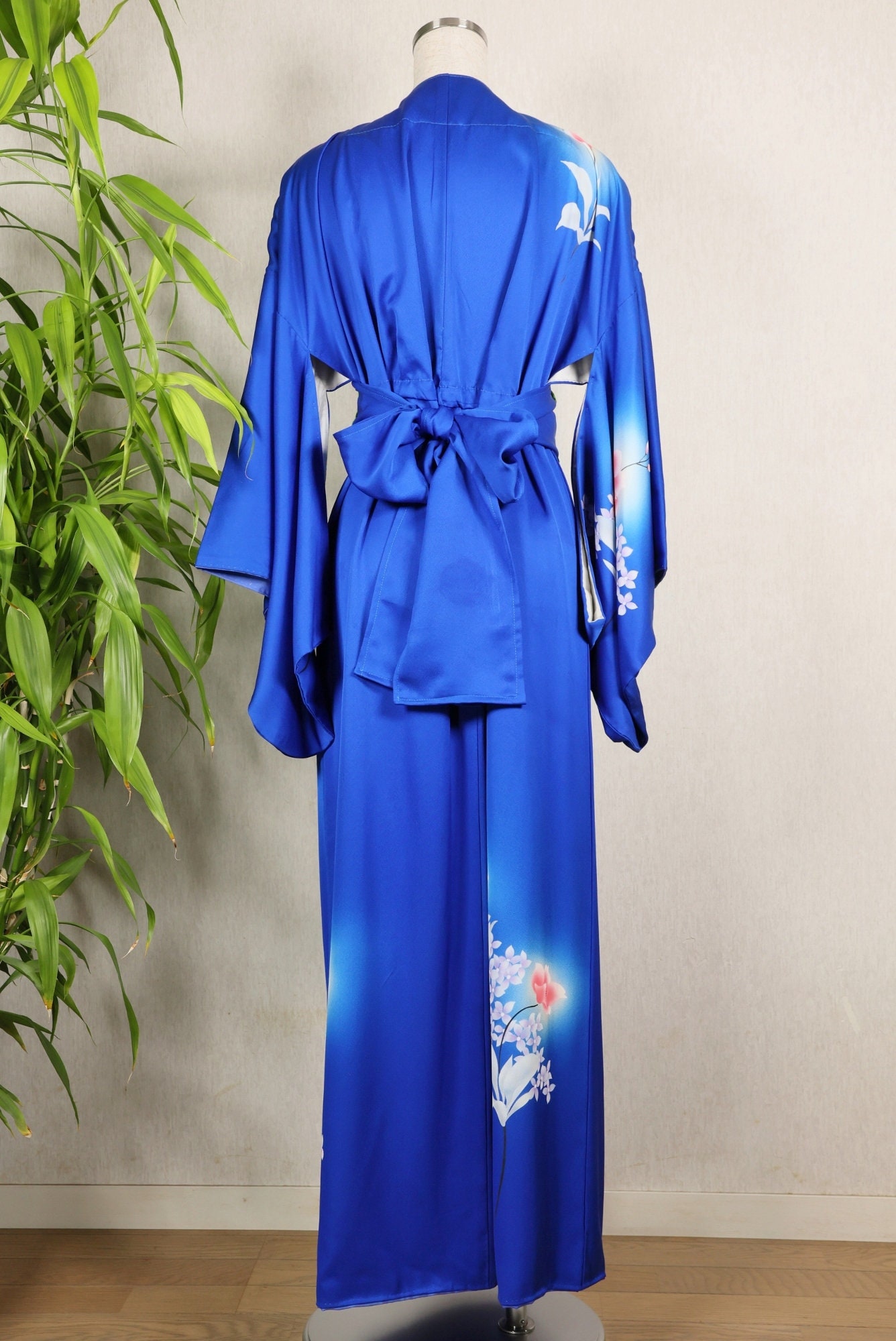 kimono remake 78番 花柄刺繍リバーシブルブルゾン